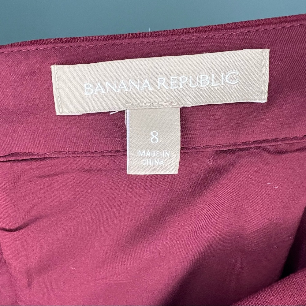 Banana Republic Maroon Mini Skirt – Size 8 - Picture 4 of 7